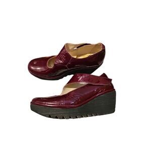 Fly London sz 39 Yasi Mary Jane red patent leather wedge shoes sz 8 or 8.5
